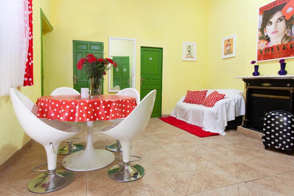 Hostal Bahia Madrid Luaran gambar