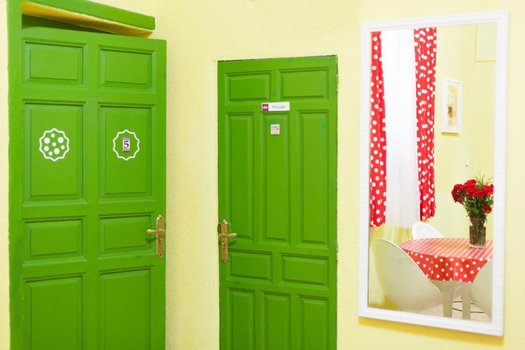 Hostal Bahia Madrid Luaran gambar