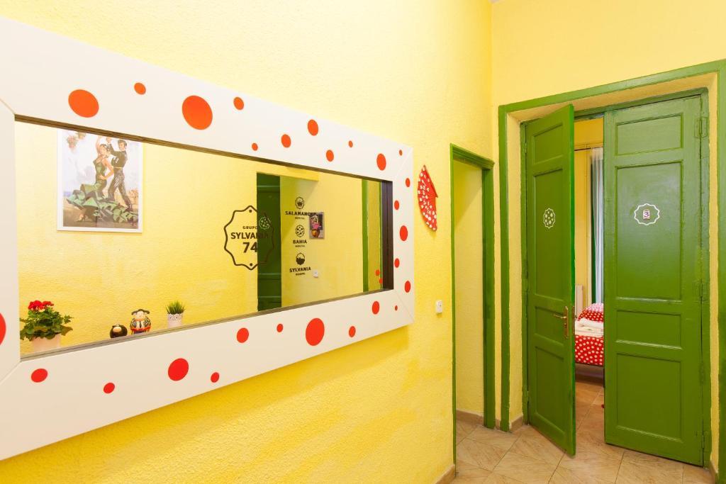 Hostal Bahia Madrid Luaran gambar